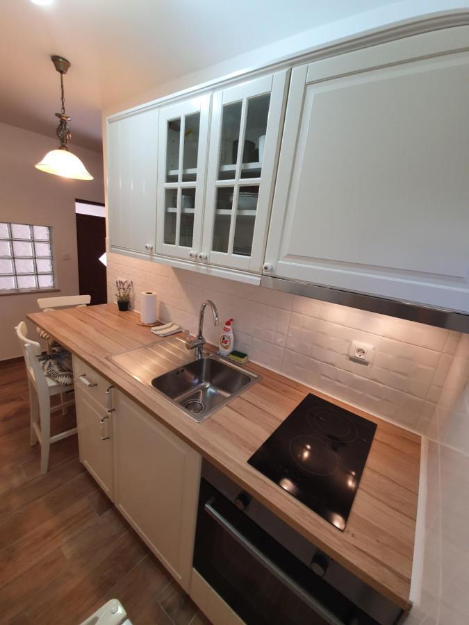 شقة Rustic House Diklo 20M From The Sea زادار المظهر الخارجي الصورة